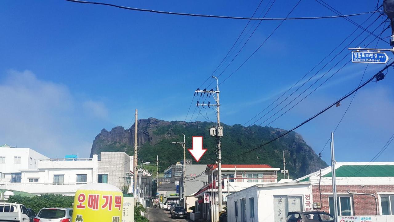 Seongsan Ilchulbong Pension Villa Jeju Exterior foto